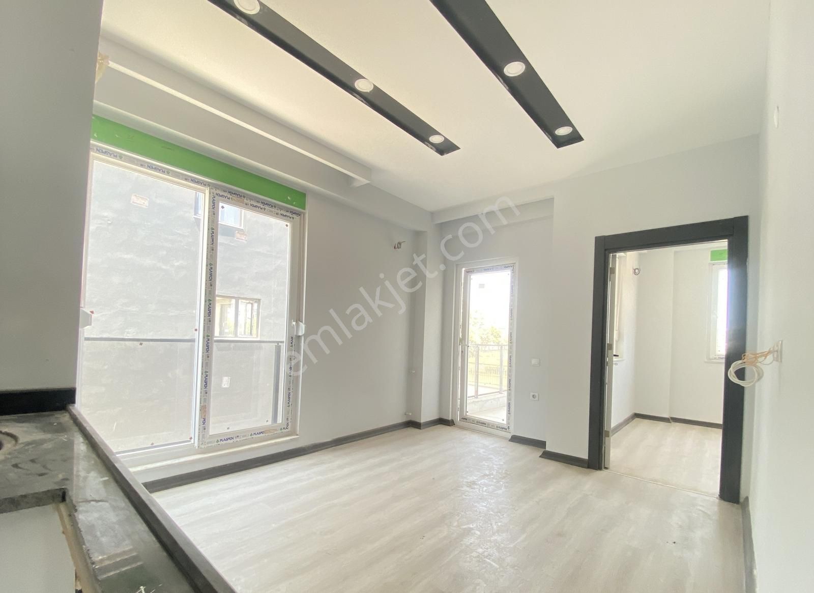 Ermenek'de Kardeşkentler Cd.üzerinde Sıfır 2+1 Dubleks Daire - Görsel 2