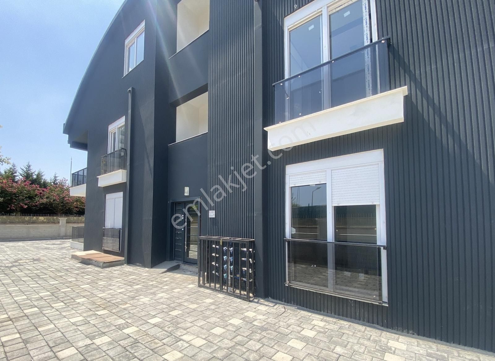 Ermenek'de Kardeşkentler Cd.üzerinde Sıfır 2+1 Dubleks Daire - Görsel 4