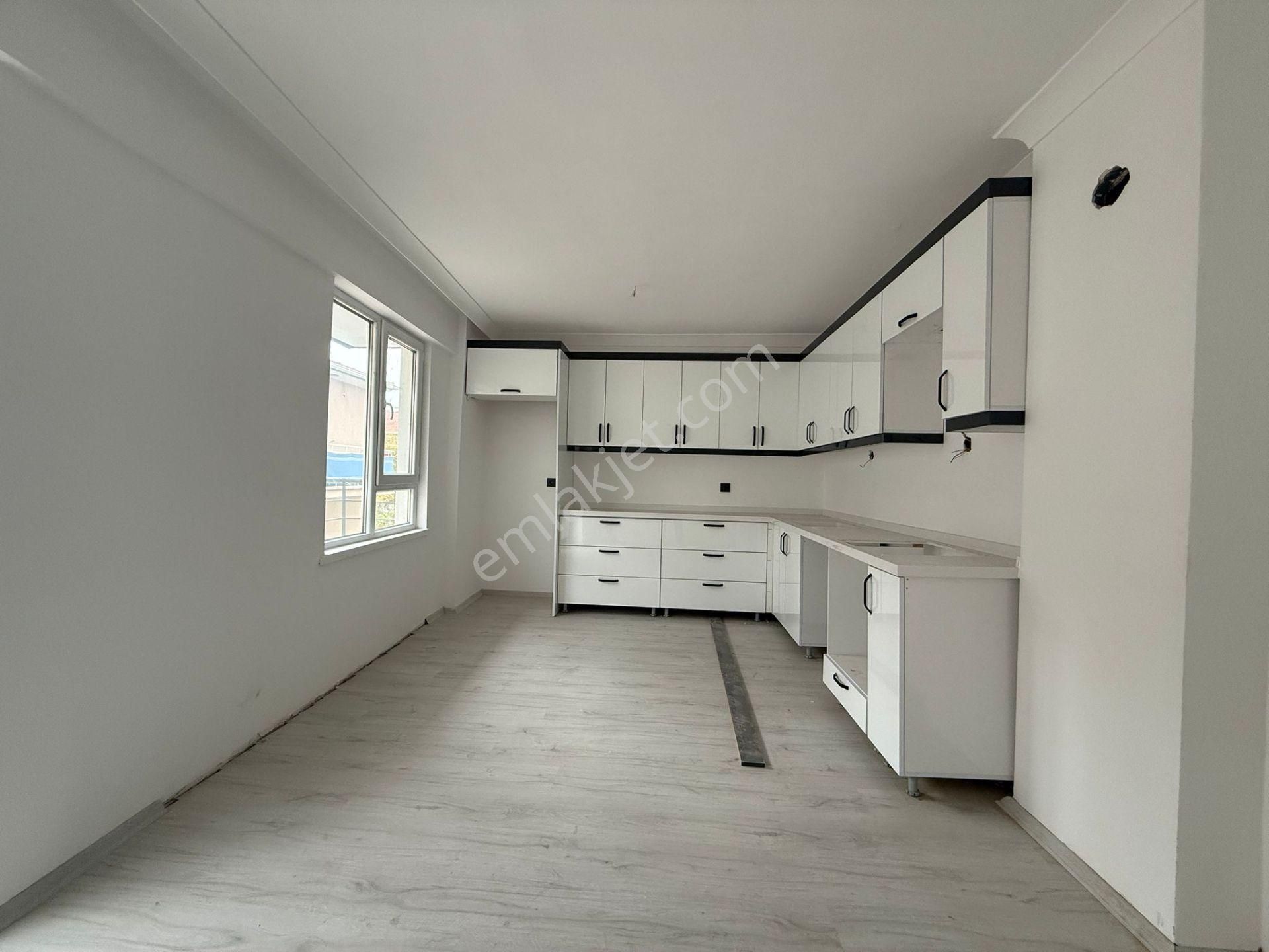 Aydınlıkevler Mah. Sıfır Yeni Binada 4+1 Dubleks Satılık Daire - Görsel 3