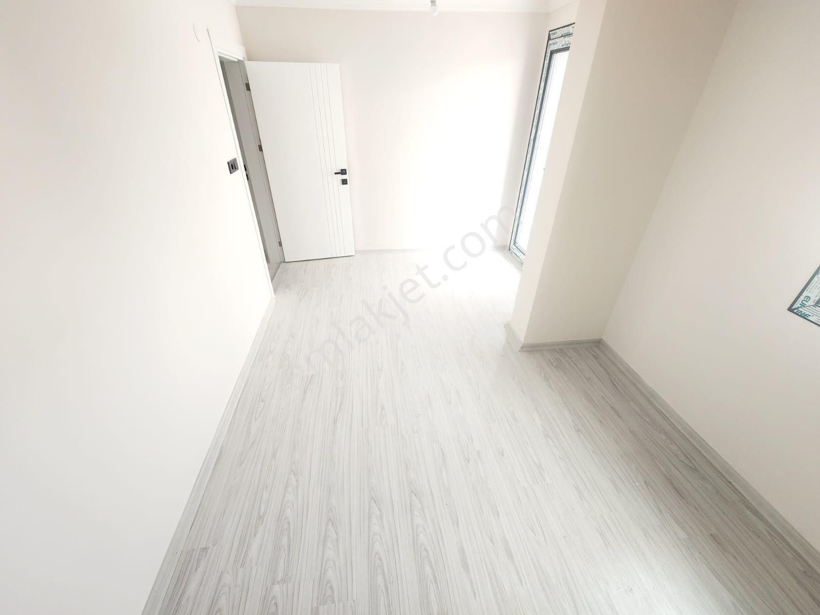 Köşe Konum Lu Geniş Bahçeli Denize 700 Mt Mesafede 3+1 Yazlık - Görsel 28