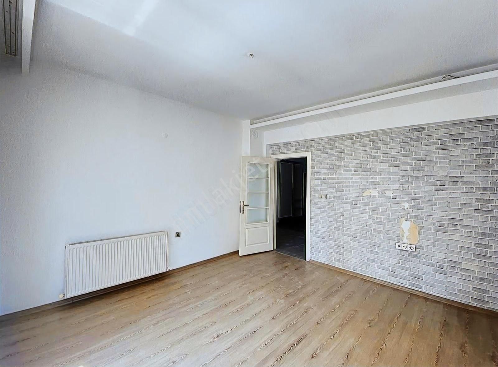 Salı Pazarı Karşısı Temiz 3+1 Kiralık Daire - Görsel 6