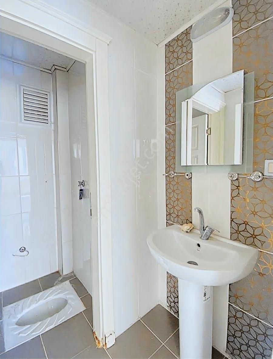 Salı Pazarı Karşısı Temiz 3+1 Kiralık Daire - Görsel 10