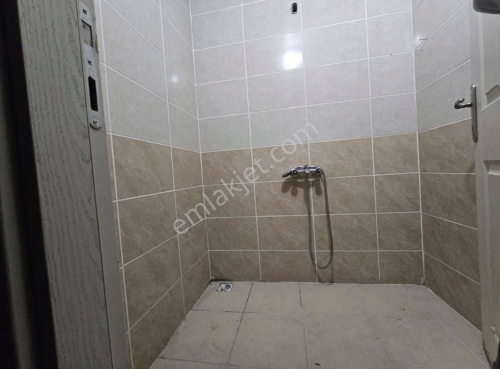 Merkezi Konumda Temiz Ve Ferah 3+1 Kiralık Daire - Görsel 18