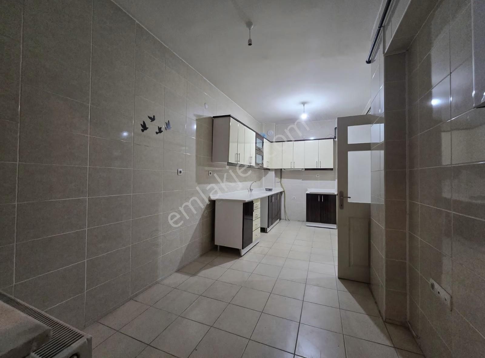 Merkezi Konumda Temiz Ve Ferah 3+1 Kiralık Daire - Görsel 22