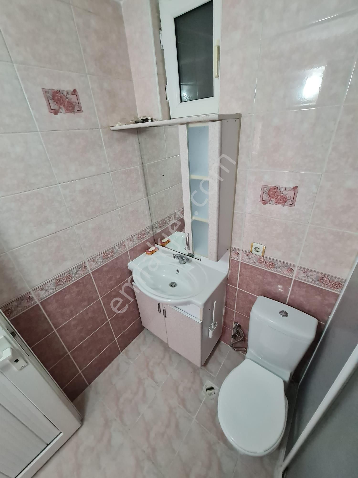 Aydınlıkevlerde 3+1 Kiralık Daire Taner Emlak İnşaat - Görsel 21