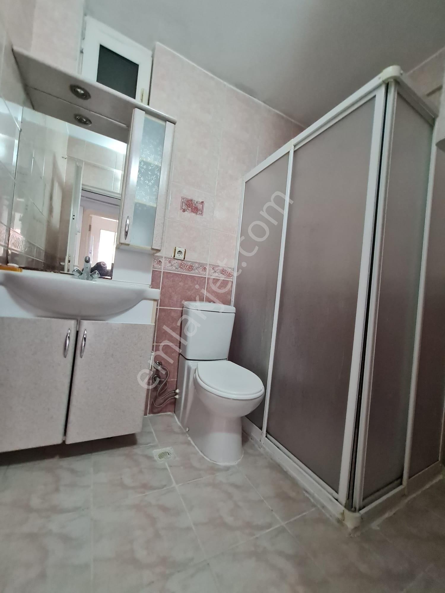 Aydınlıkevlerde 3+1 Kiralık Daire Taner Emlak İnşaat - Görsel 22