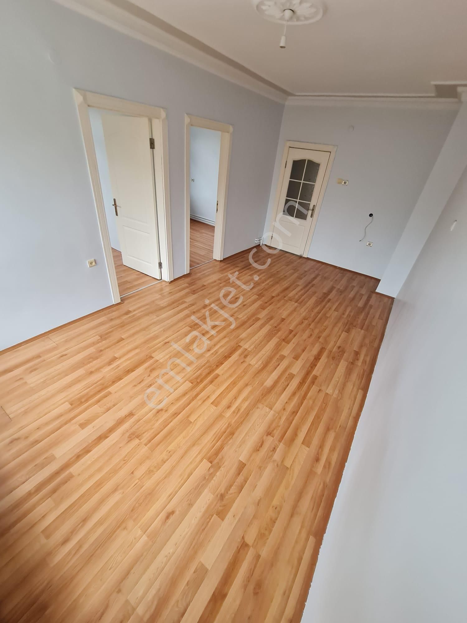 Aydınlıkevlerde 3+1 Kiralık Daire Taner Emlak İnşaat - Görsel 9
