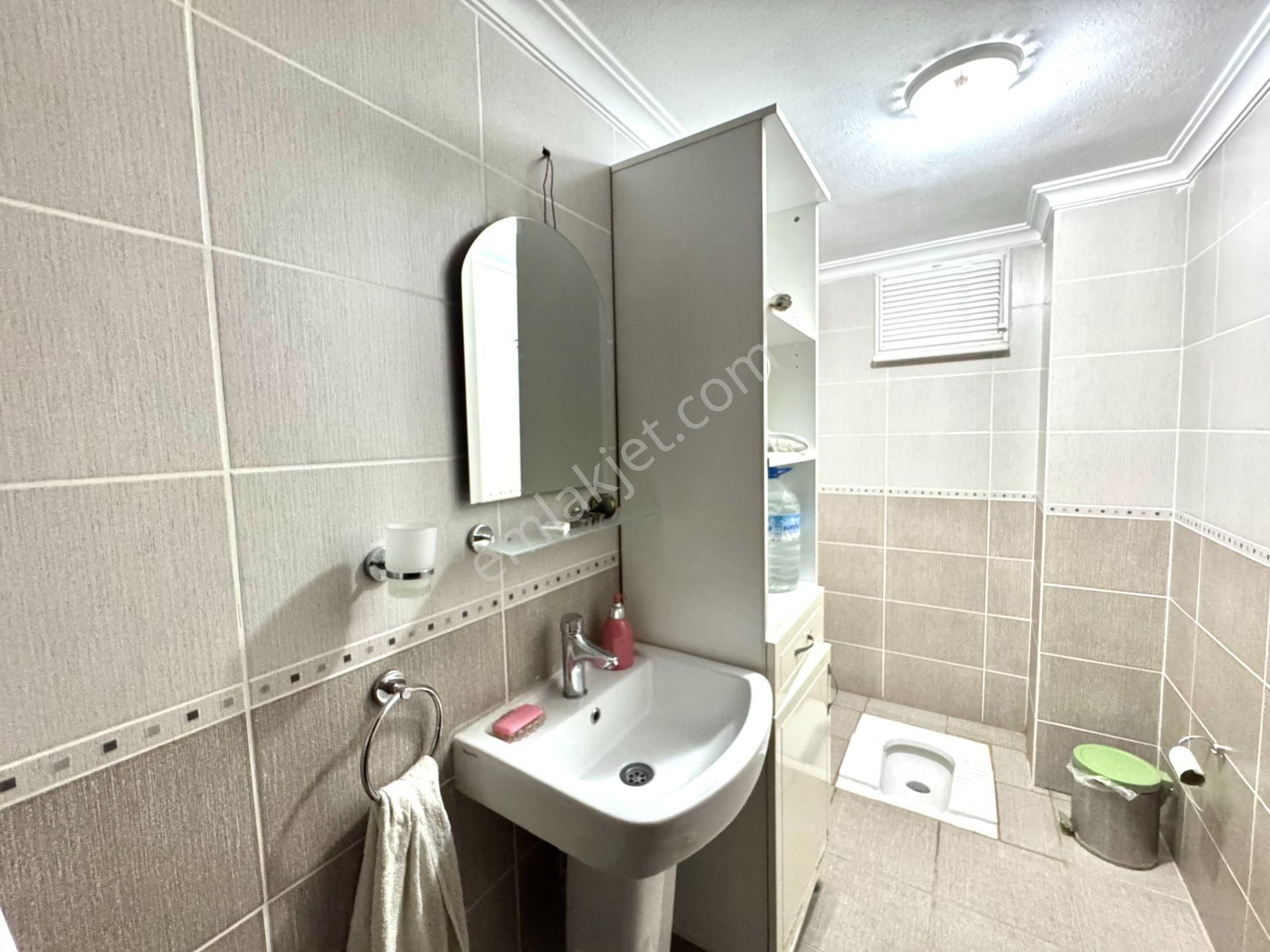 Elfi Den Fsm Bulv.fethiye Mah. Satılık Bakımlı Arakat 3+1 Daire - Görsel 26