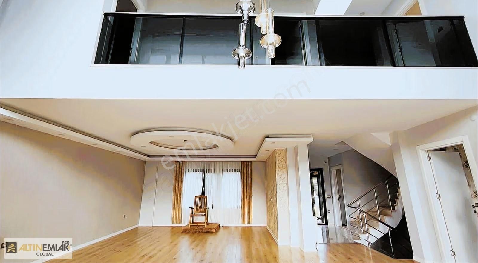 900 M2 Arsaya Sahip Şömineli 5+2 Villa - Görsel 4