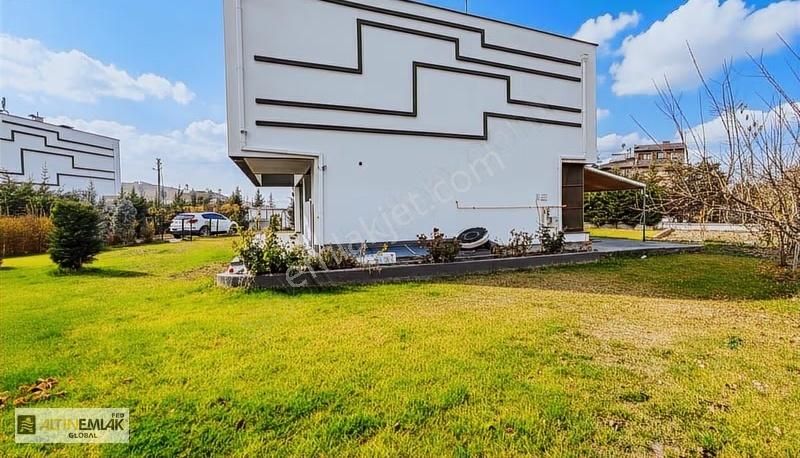 900 M2 Arsaya Sahip Şömineli 5+2 Villa - Görsel 20