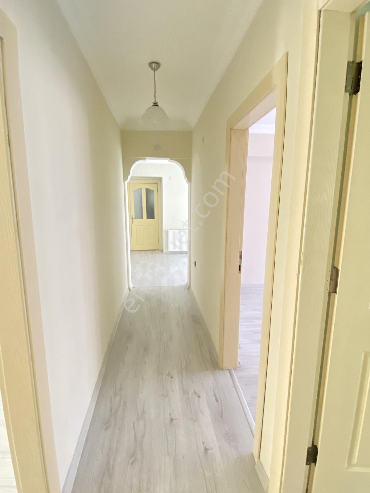 Binyapıdan Kuşpınar Tugay Yakını İçi Yeni Ara Kat Daire !! - Görsel 17