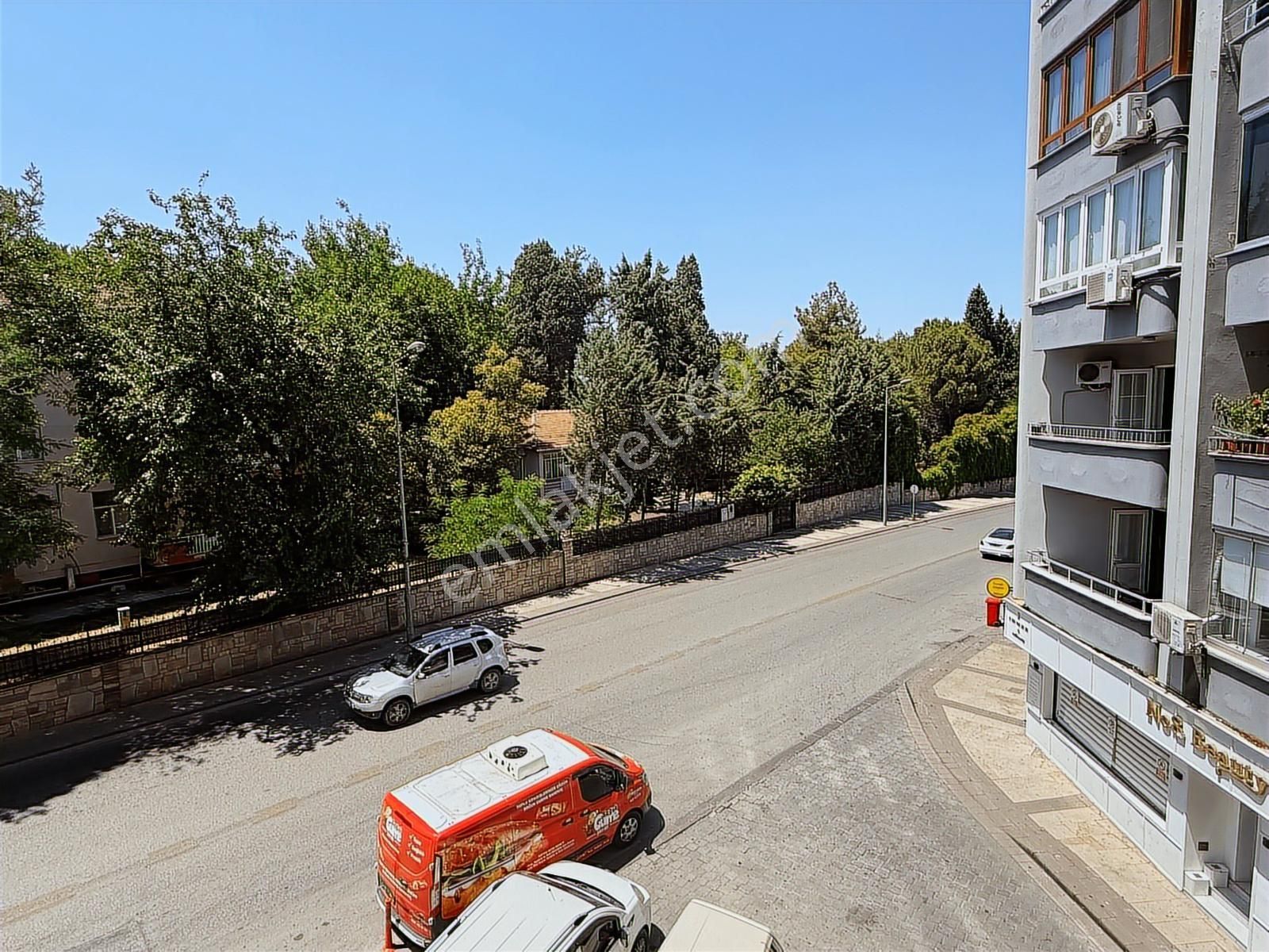 Binyapıdan Kuşpınar Tugay Yakını Kiralık Ara Kat Asansörlü Daire - Görsel 6