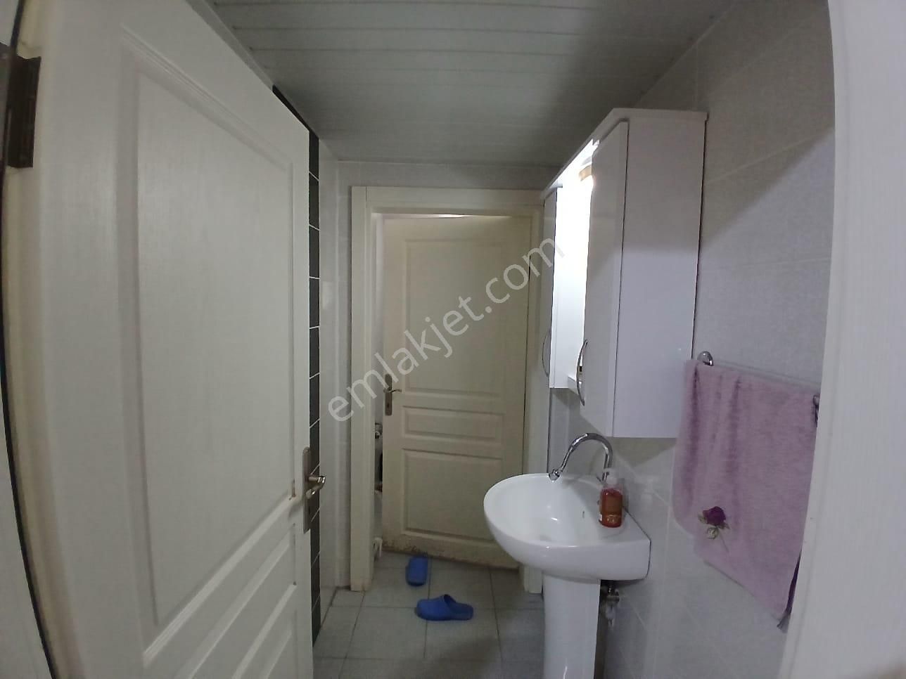 Akçay Emlak'tan Akşehir İstasyon Mahallesi Budak Market Civarı Asansörlü Ara Kat Kiralık 3+1 Daire - Görsel 14
