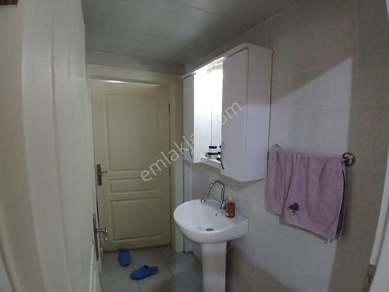 Akçay Emlak'tan Akşehir İstasyon Mahallesi Budak Market Civarı Asansörlü Ara Kat Kiralık 3+1 Daire - Görsel 31