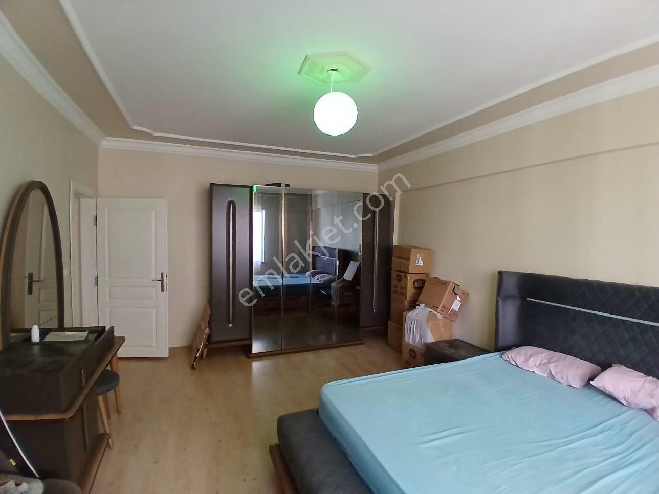 Akçay Emlak'tan Akşehir İstasyon Mahallesi Budak Market Civarı Asansörlü Ara Kat Kiralık 3+1 Daire - Görsel 8