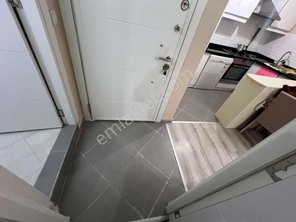 Altıntepe 63'de Marmaraya Yakın Ön Cephe Balkonlu 1+1 - Görsel 9