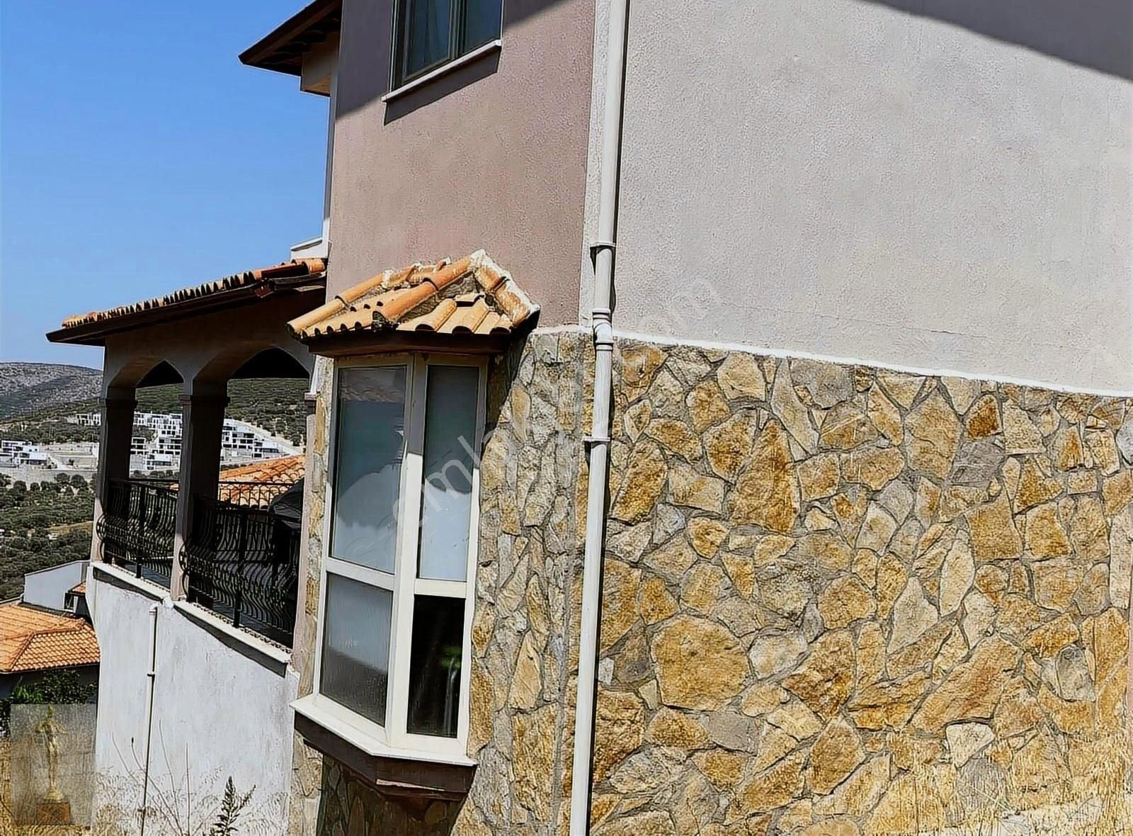 Marina Yürüme Mesafeli 5+1 Villa - Görsel 2