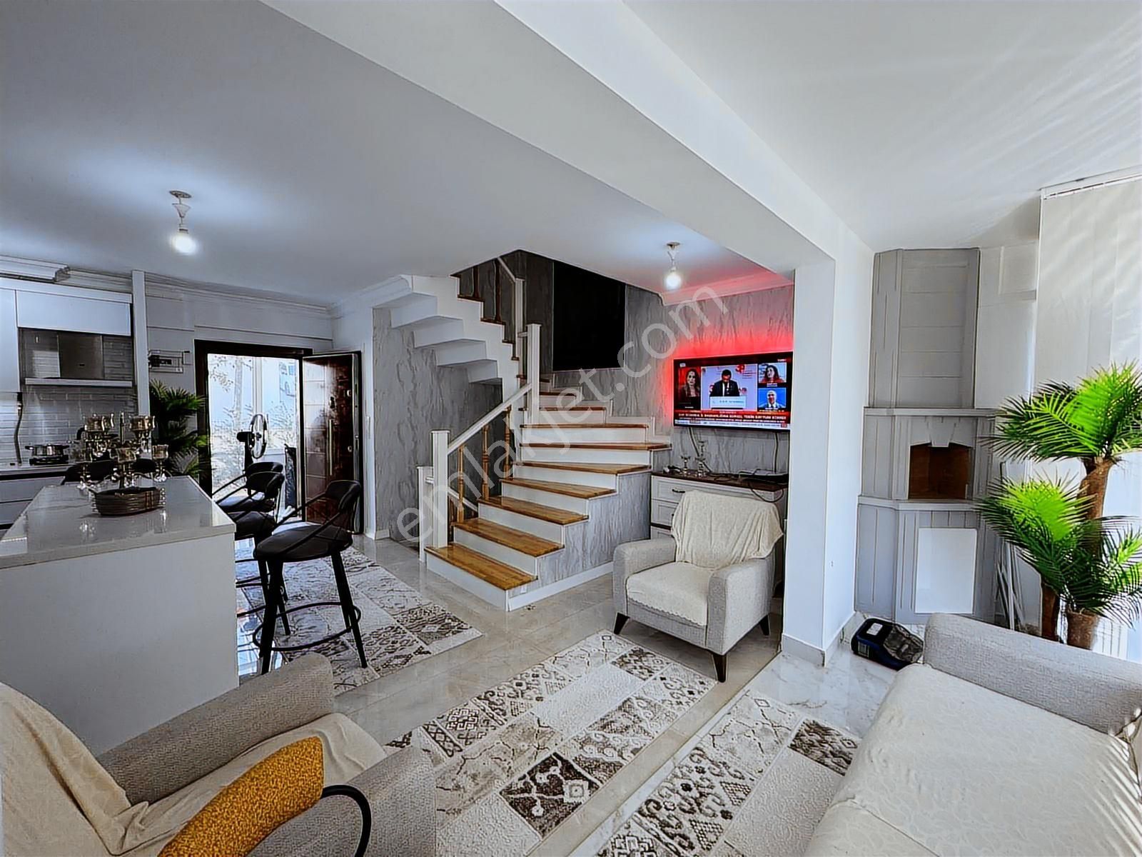 Hürriyet Mahallesinin Gözdesi Lebi Derya Full Eşyalı Villa - Görsel 23