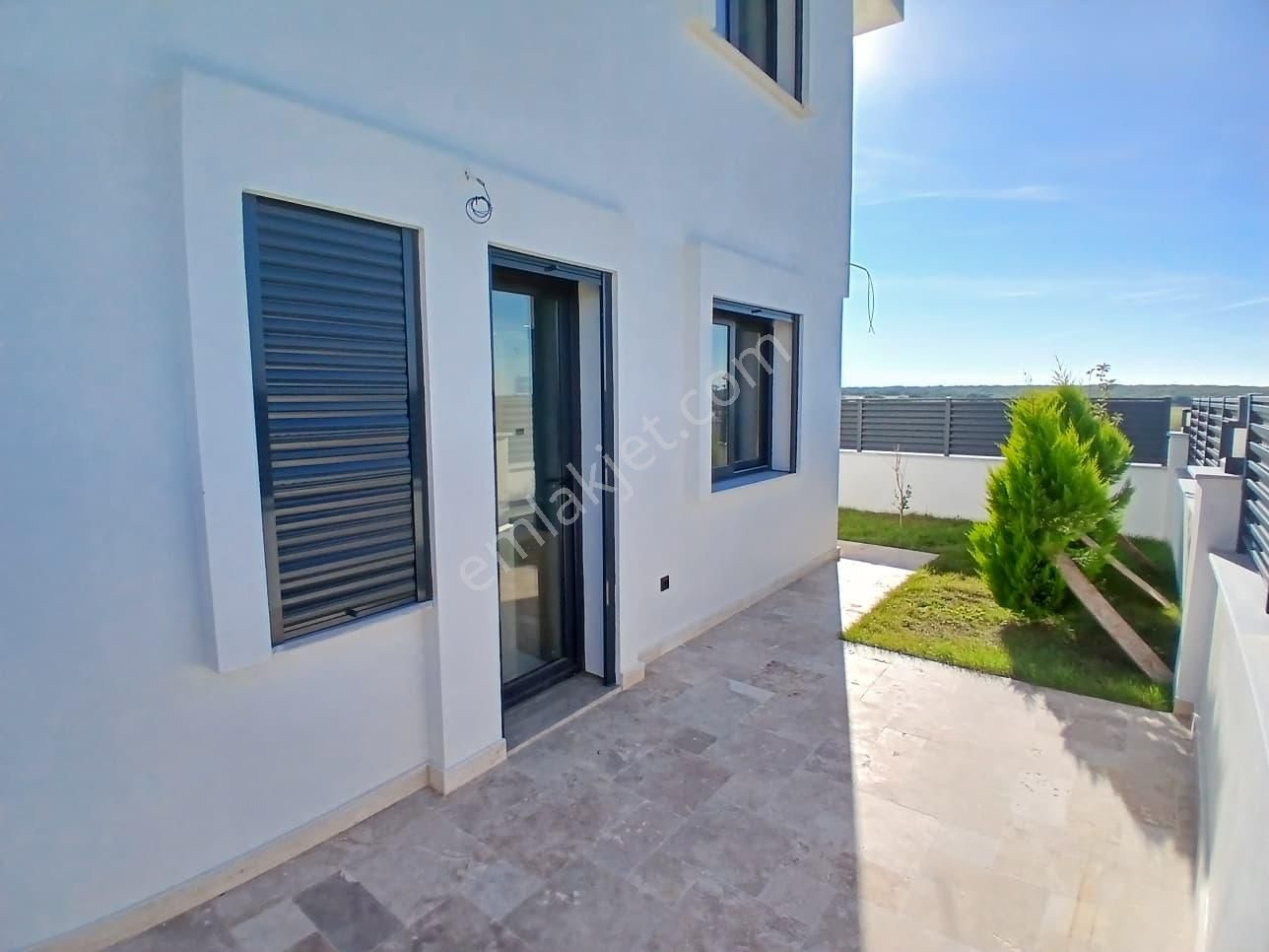 Didim Efeler Mah 3+1 Havuzlu Satılık Tam Müstakil Villa - Görsel 6