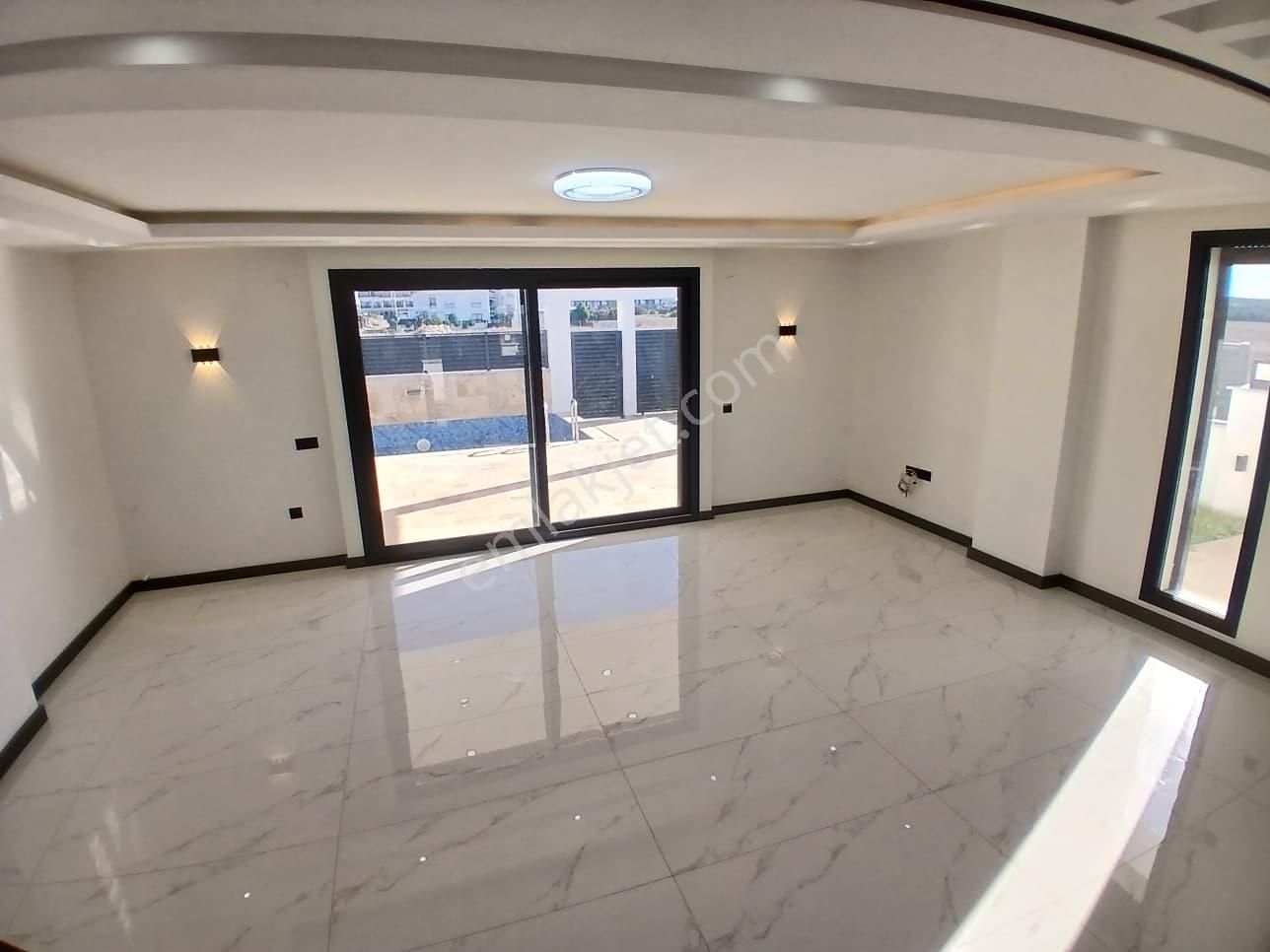 Didim Efeler Mah 3+1 Havuzlu Satılık Tam Müstakil Villa - Görsel 8