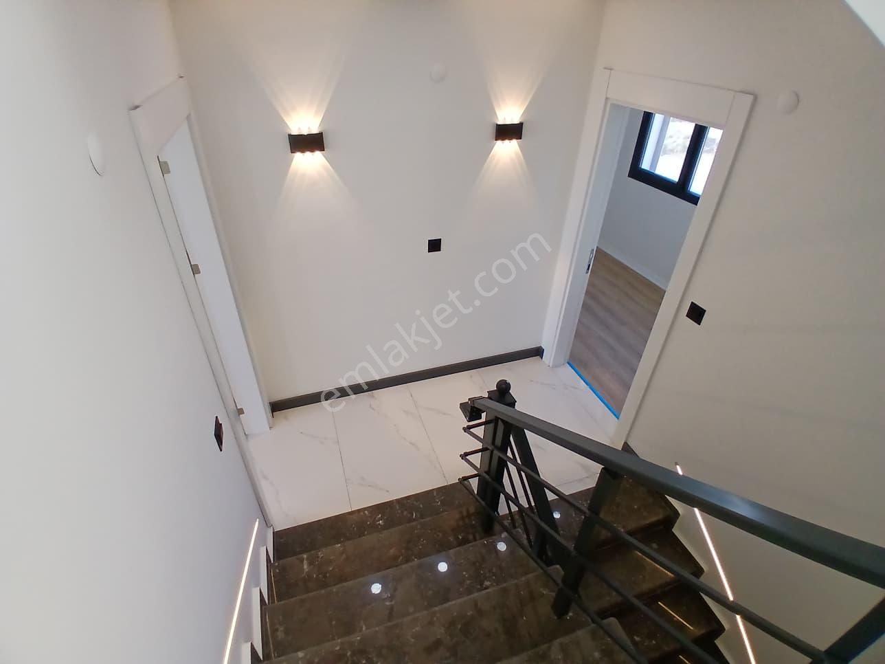 Didim Efeler Mah 3+1 Havuzlu Satılık Tam Müstakil Villa - Görsel 24