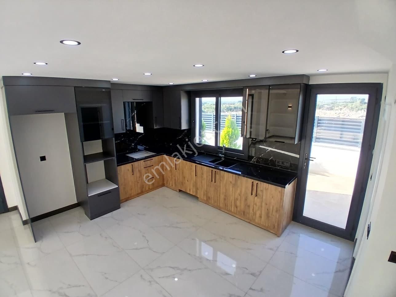 Didim Efeler Mah 3+1 Havuzlu Satılık Tam Müstakil Villa - Görsel 13