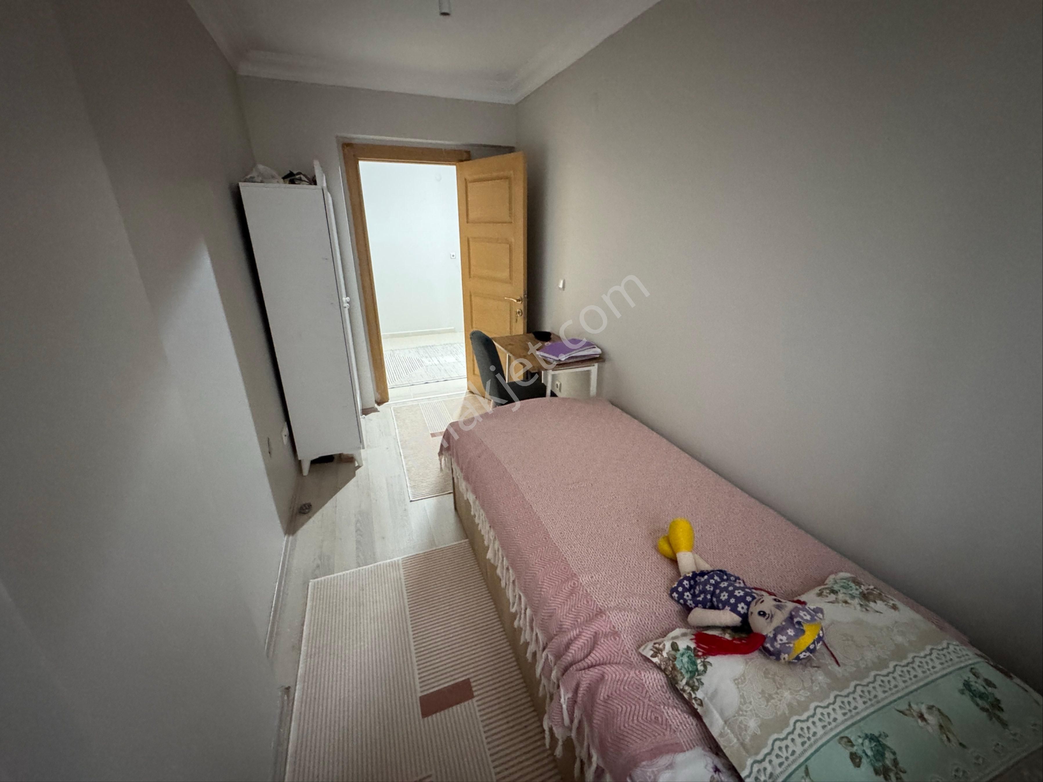 Acil Amorti + 2 Daire+ Yatırımlık +eminevim Uyg+metro Yakını - Görsel 7