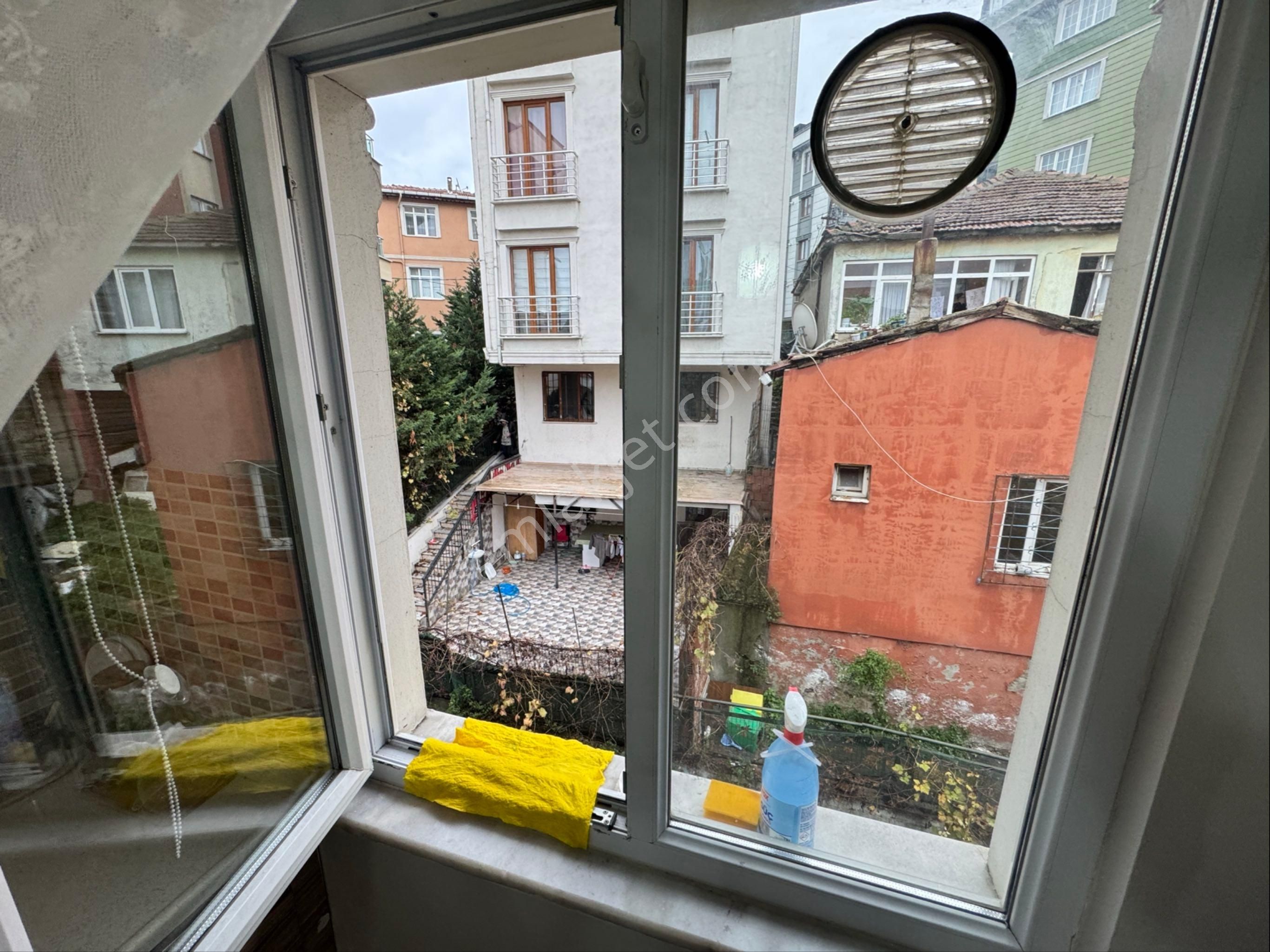 Acil Amorti + 2 Daire+ Yatırımlık +eminevim Uyg+metro Yakını - Görsel 11
