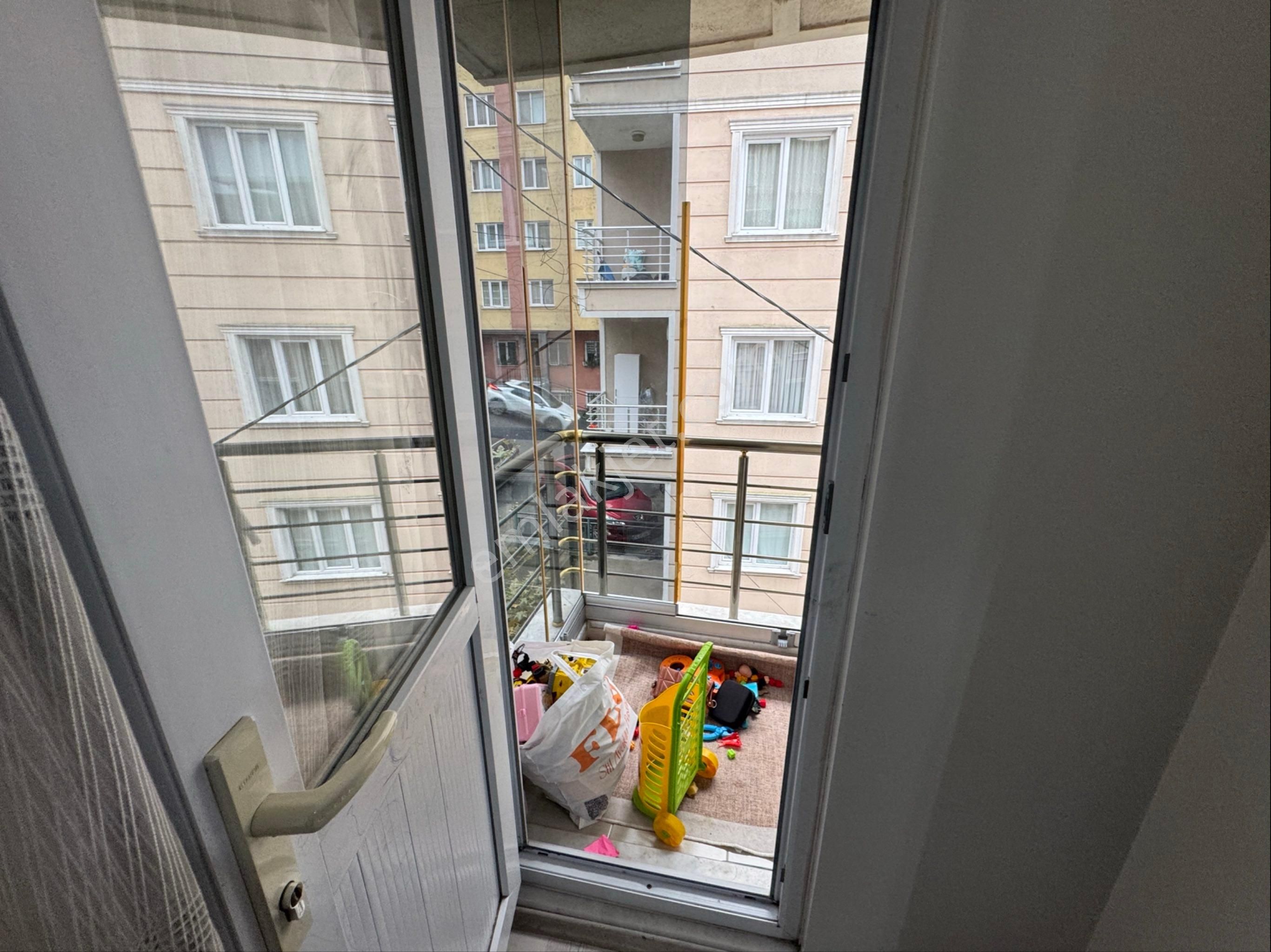 Acil Amorti + 2 Daire+ Yatırımlık +eminevim Uyg+metro Yakını - Görsel 8