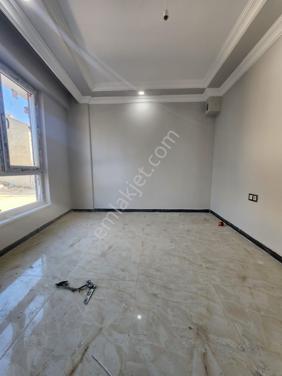 🏡🎨 Cadde Üzeri Son Fırsat! 💢 Satılık 2+0 Apart 🎉 67 M2💥 (d240)
