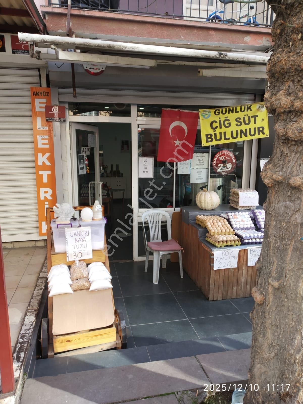 Demetevler Ana Cadde Üzerinde 53 M2 (25 Giriş+28 Depo) Net Kullanım Alanlı Satılık Dükkan - Görsel 3