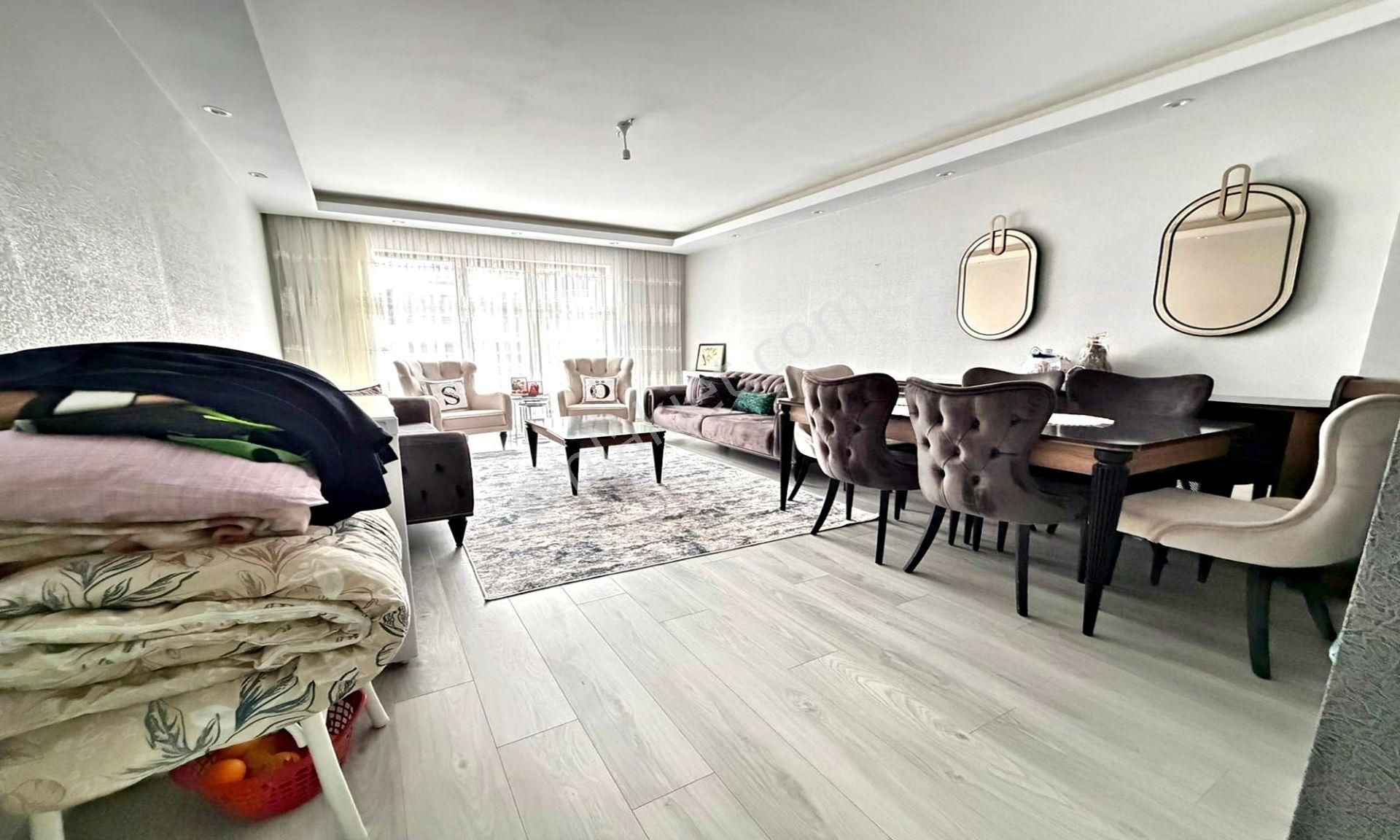 Kanuni'de Cadde Üzeri Emsallerinden Çok Uygun Lux Yapılı 3+1 - Görsel 30