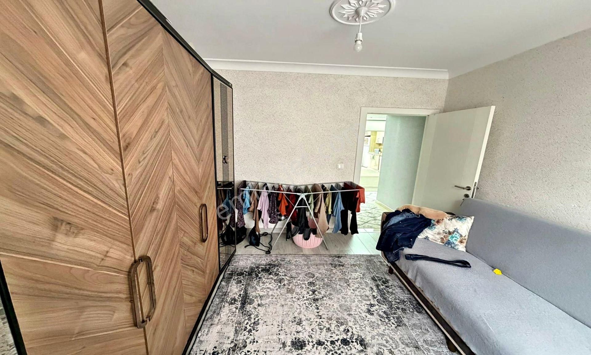 Kanuni'de Cadde Üzeri Emsallerinden Çok Uygun Lux Yapılı 3+1 - Görsel 23