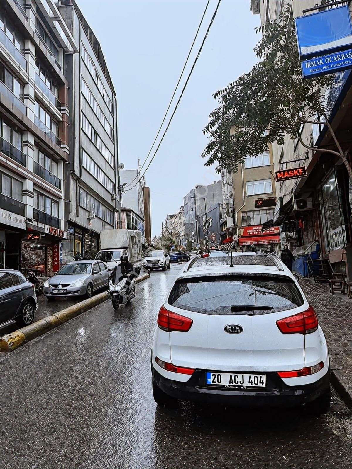 Çağlayanda Kiralık Caddeüstü 350m2 4cephesiaçıkdükkan - Görsel 3