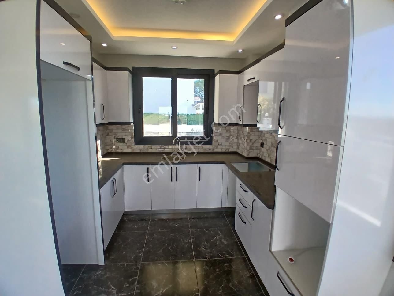 Didim Efeler Mah 4+1 Yarı Kapalı Mutfak Tam Müstakil Satılık Villa - Görsel 15