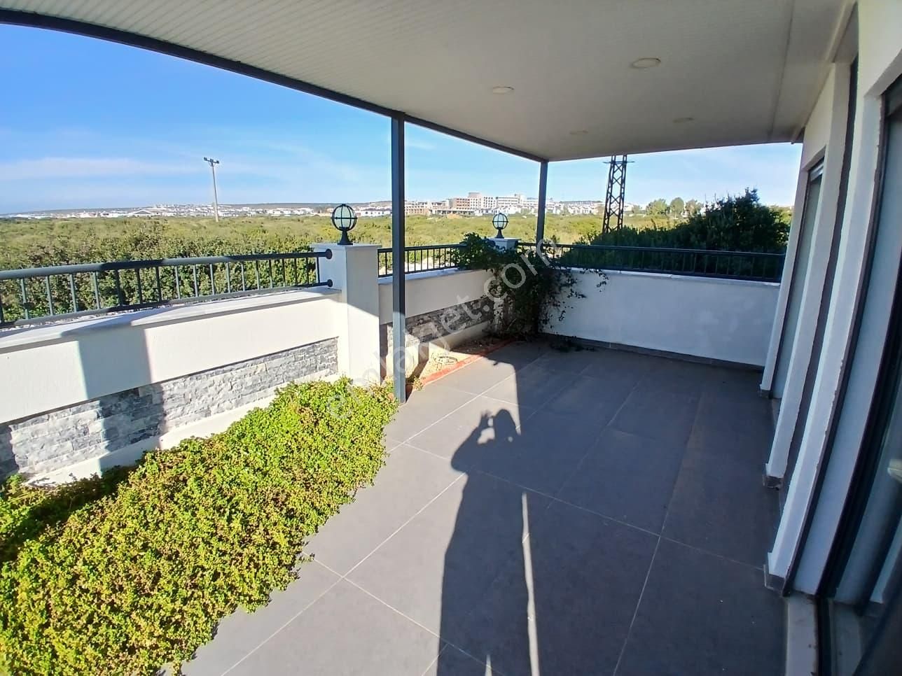 Didim Efeler Mah 4+1 Yarı Kapalı Mutfak Tam Müstakil Satılık Villa - Görsel 8