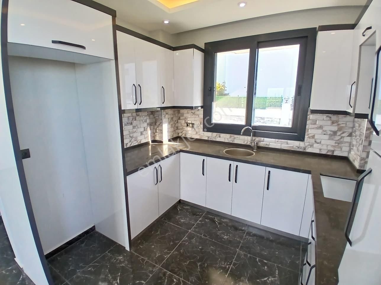 Didim Efeler Mah 4+1 Yarı Kapalı Mutfak Tam Müstakil Satılık Villa - Görsel 14