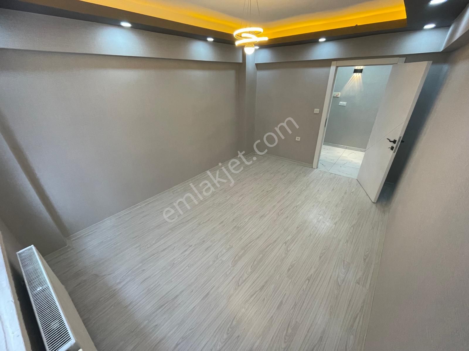 Sincan Plevne Mah.'de Satılık 3+1 Ara Katta Ön Cephe Daire - Görsel 17