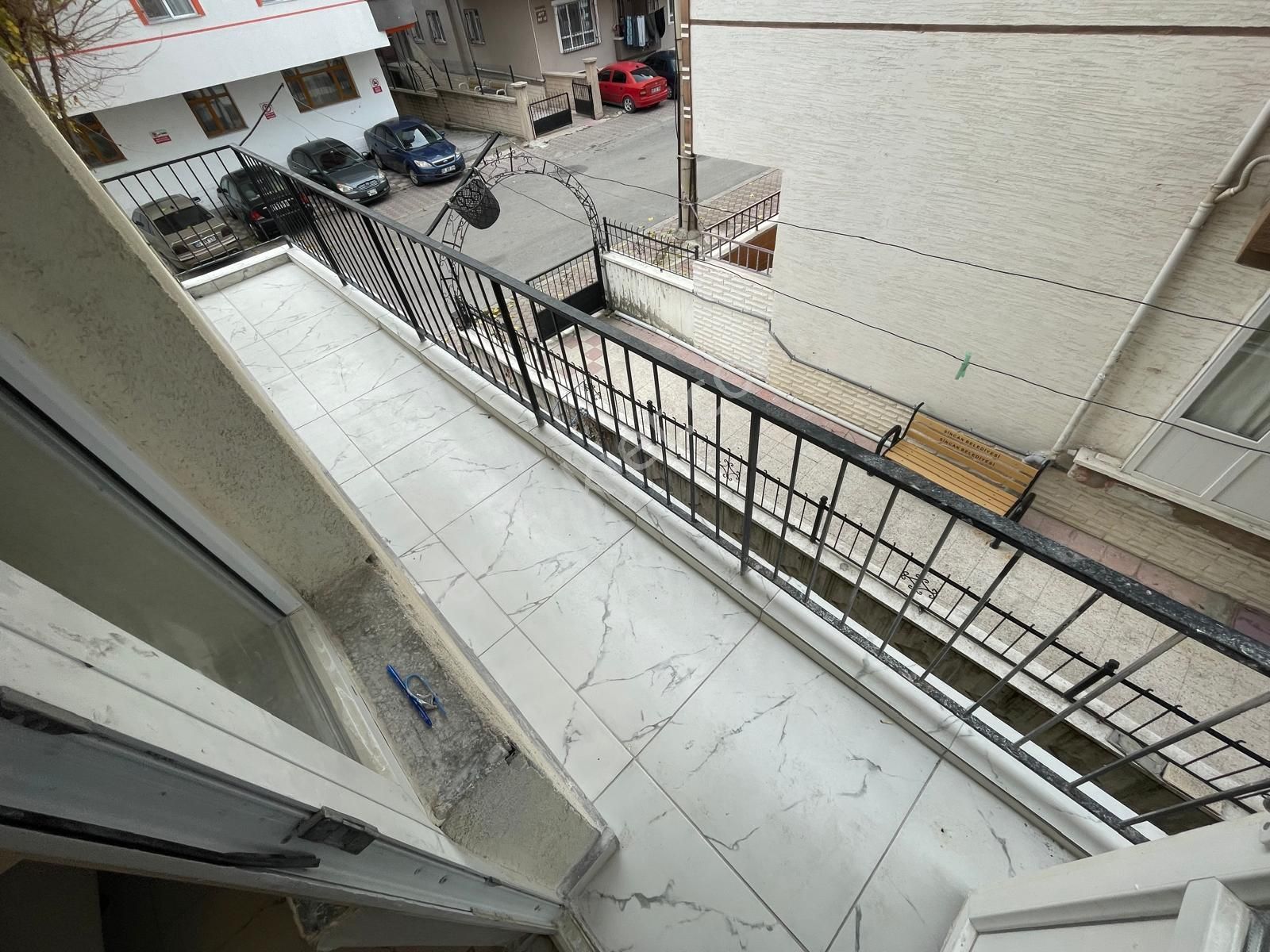 Sincan Plevne Mah.'de Satılık 3+1 Ara Katta Ön Cephe Daire - Görsel 24