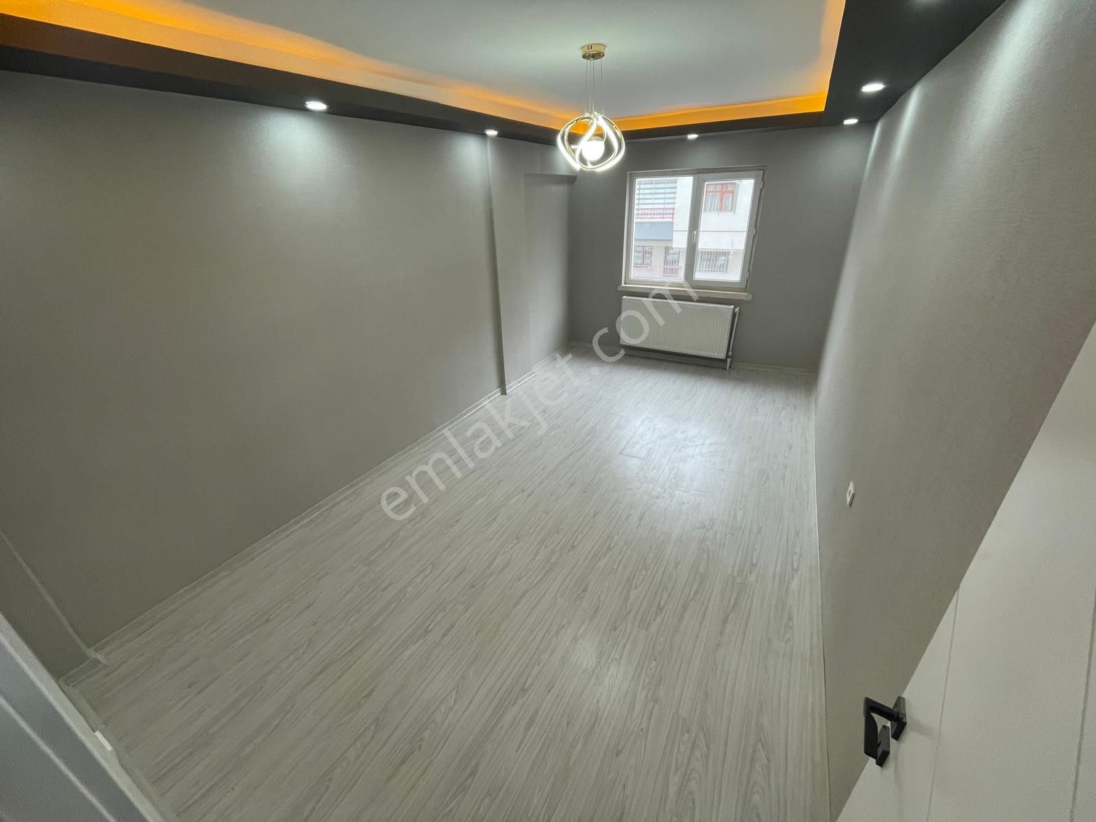 Sincan Plevne Mah.'de Satılık 3+1 Ara Katta Ön Cephe Daire - Görsel 14