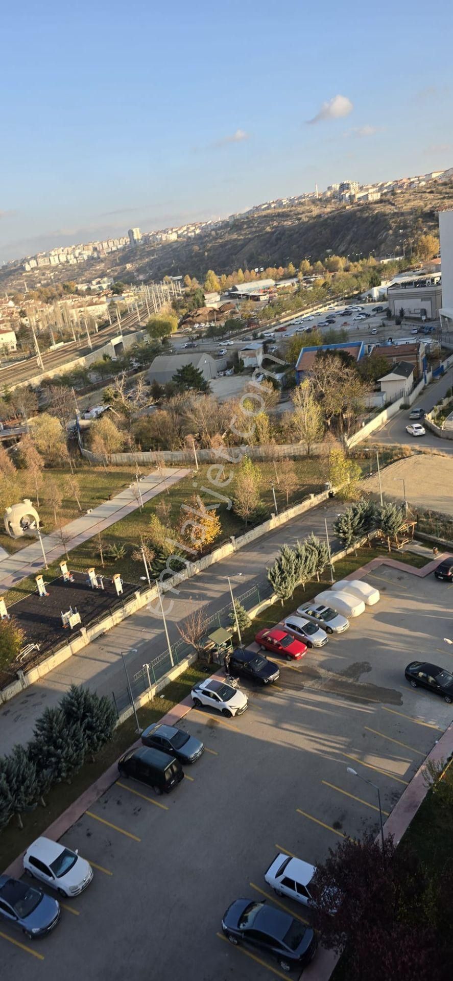 Merkez Emlak 3+1 Kat 10 Ön Cephe İçi Yapılı Asansörlü 120 M2 - Görsel 27