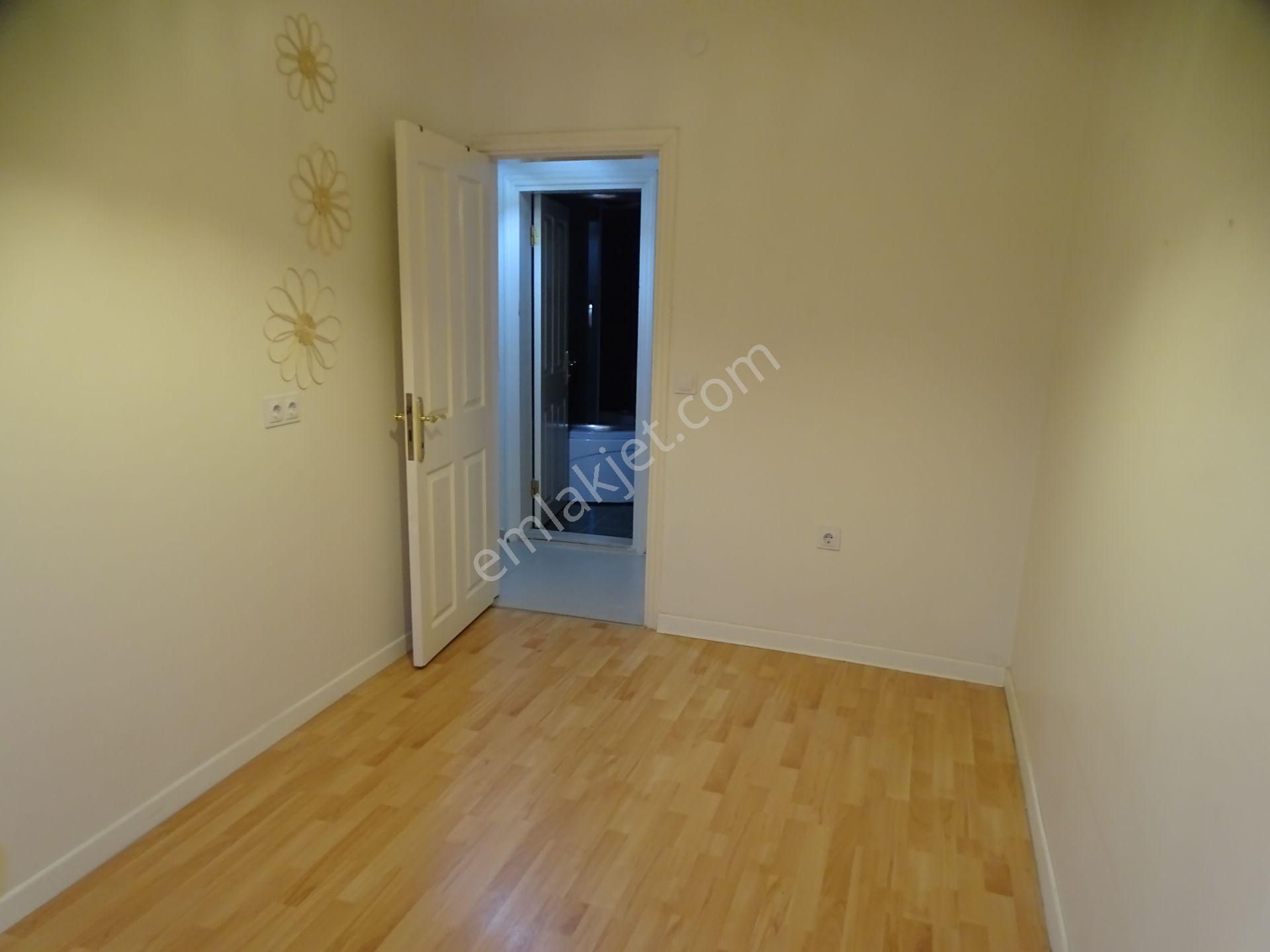 Sarıyer İstinye Boğaziçi Sitesinde Kiralık 3+1 Kombili - Görsel 14