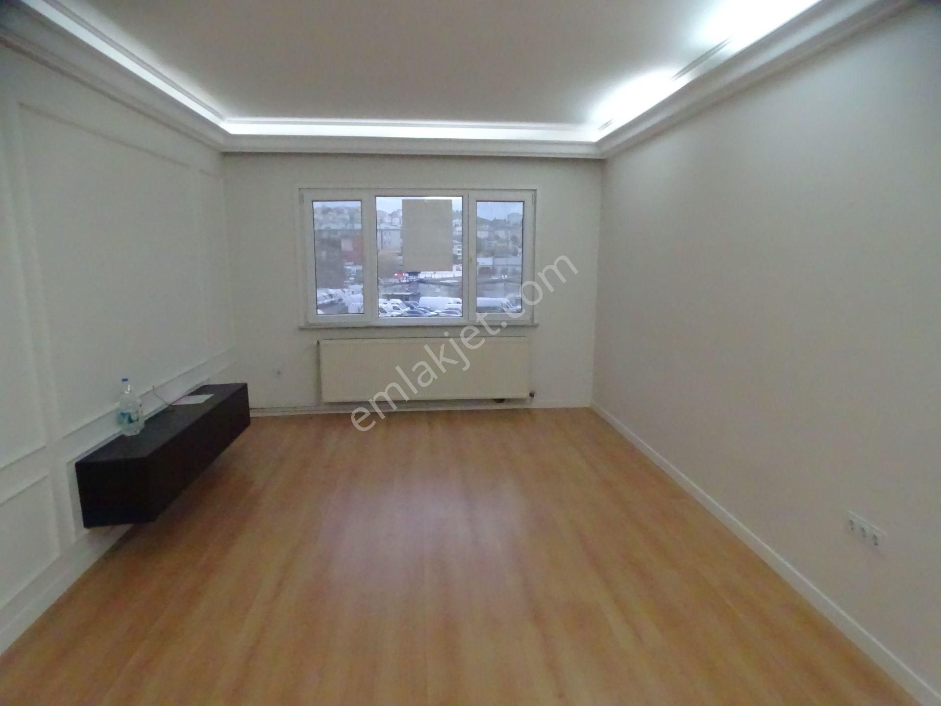 Sarıyer İstinye Boğaziçi Sitesinde Kiralık 3+1 Kombili - Görsel 4