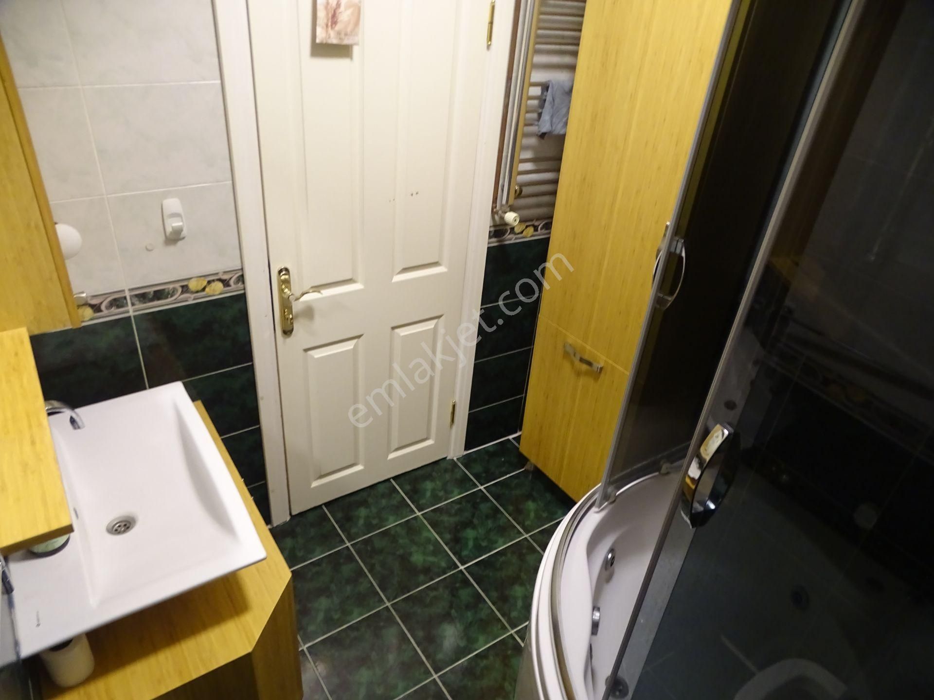 Sarıyer İstinye Boğaziçi Sitesinde Kiralık 3+1 Kombili - Görsel 12