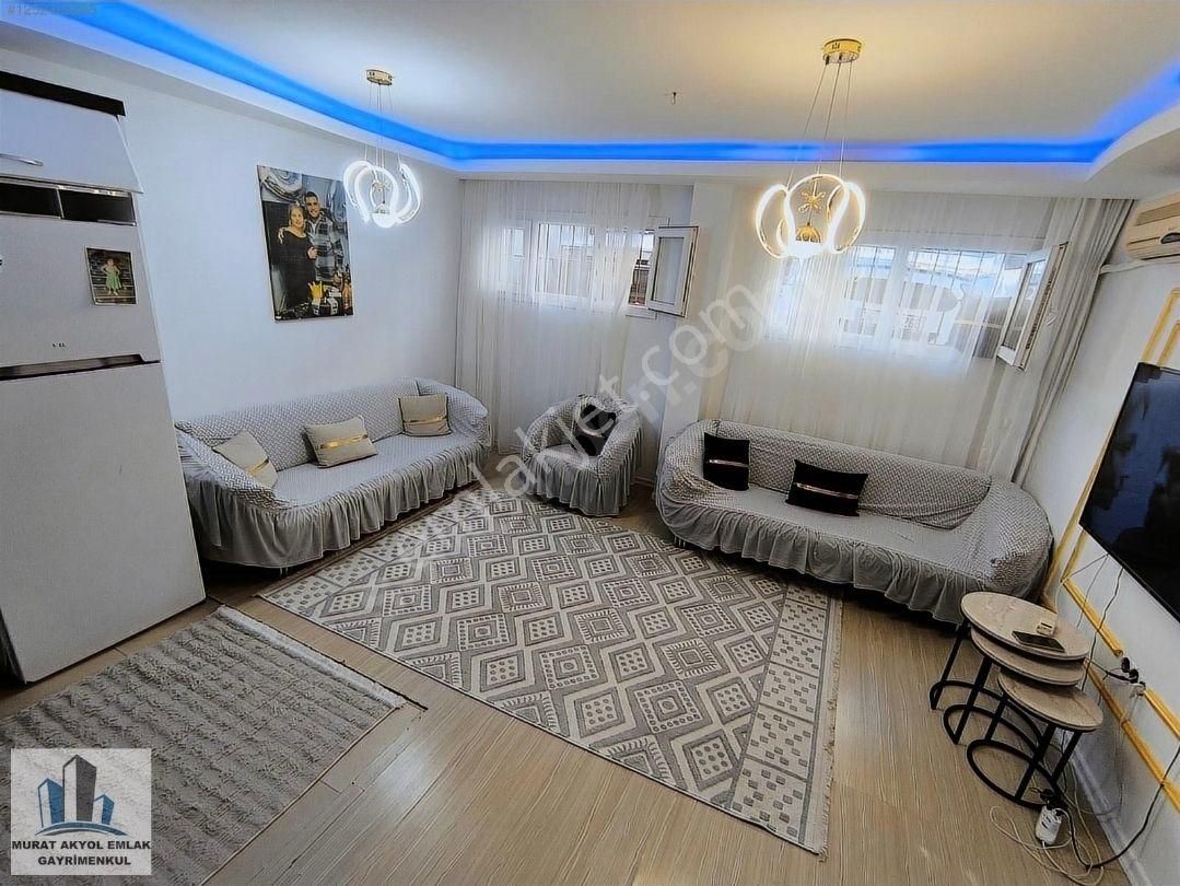 Buca İşcievleri Ufuk Mahallesi Yıkıkkemer Meydan Yakını//10yıllık/bahçeli,otoparklı.2+1 Kot Daire