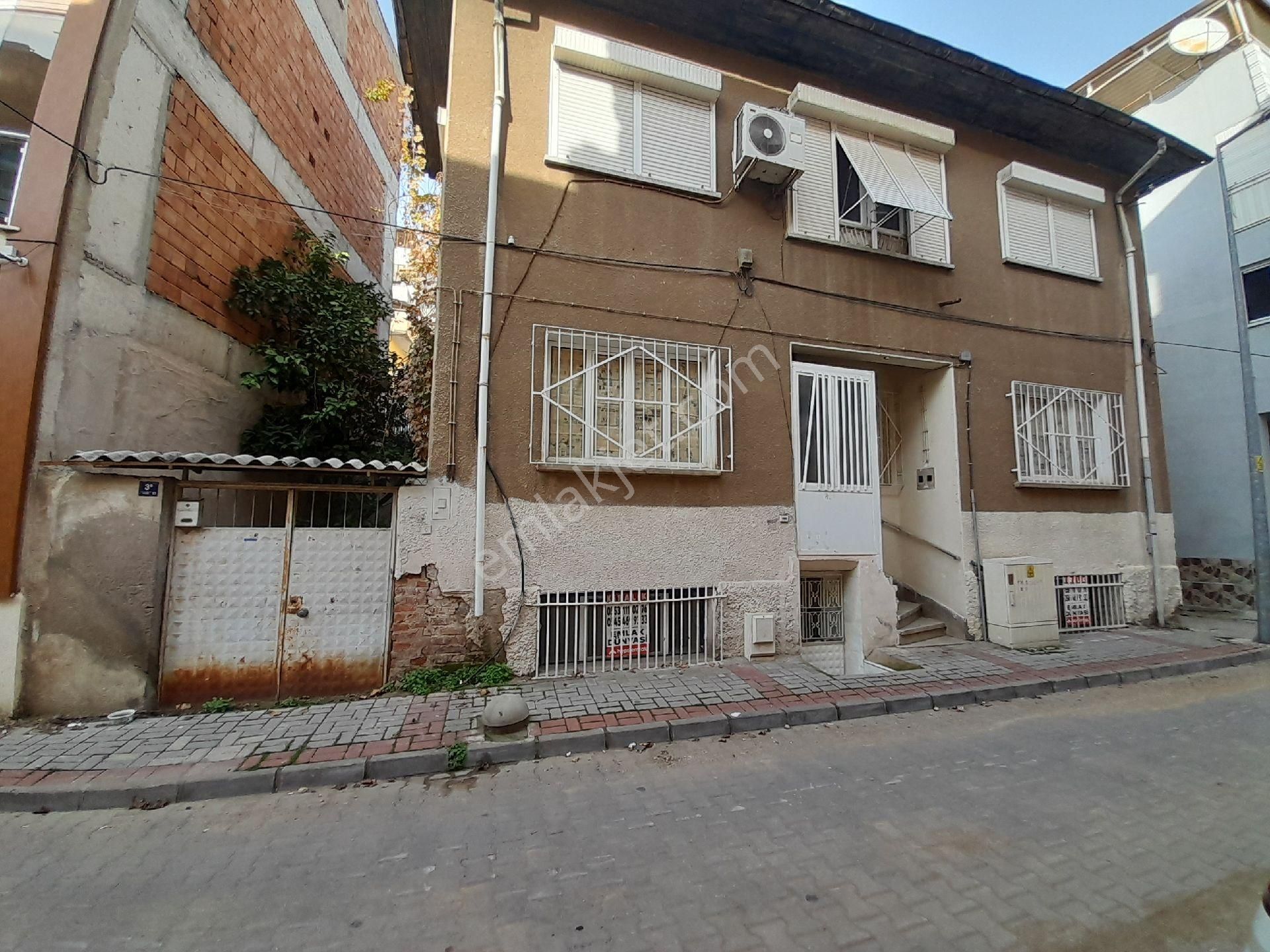 Turan Mah 3+1 Müstakil Tarzında Satılık 2 Basamak Aşağı İnen Daire - Görsel 3