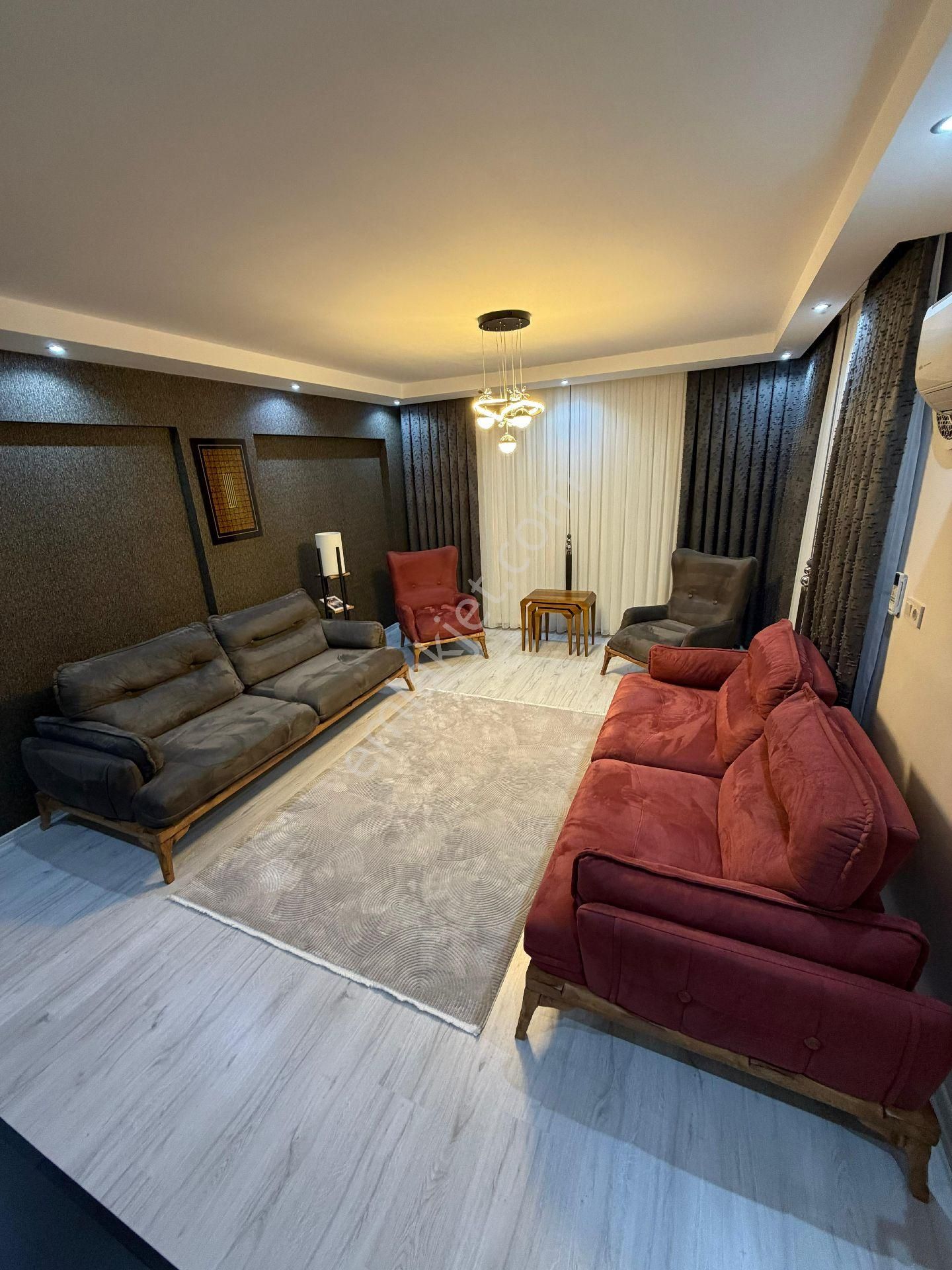 Aydın Nazilli Yeşil Mahalle'de Hastane Mevkiinde Satılık 3+1 Daire