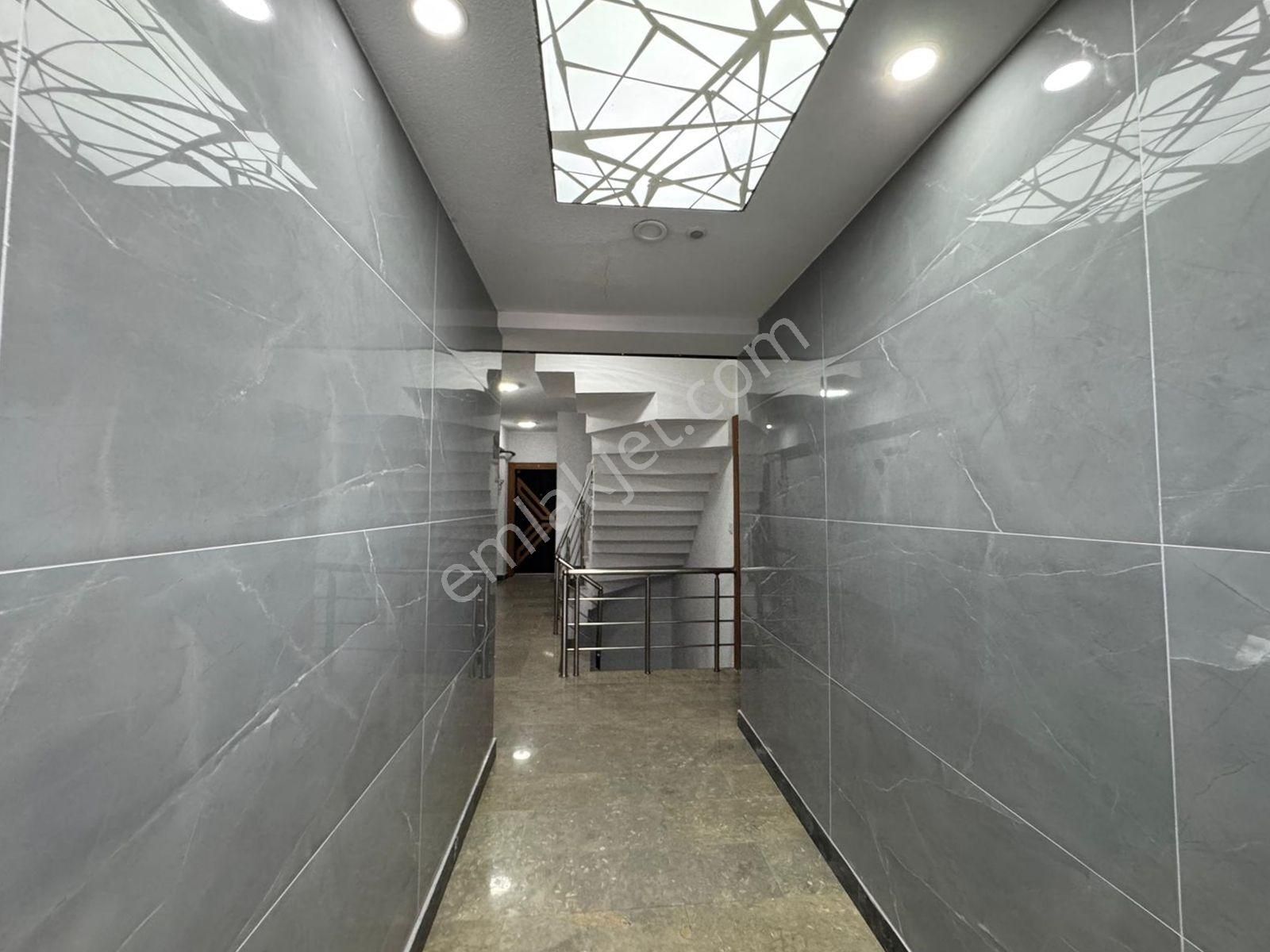 Beylikdüzü Yakuplu Da Satılık 2+1 Arakat Otoparklı Sıfır Daire - Görsel 6