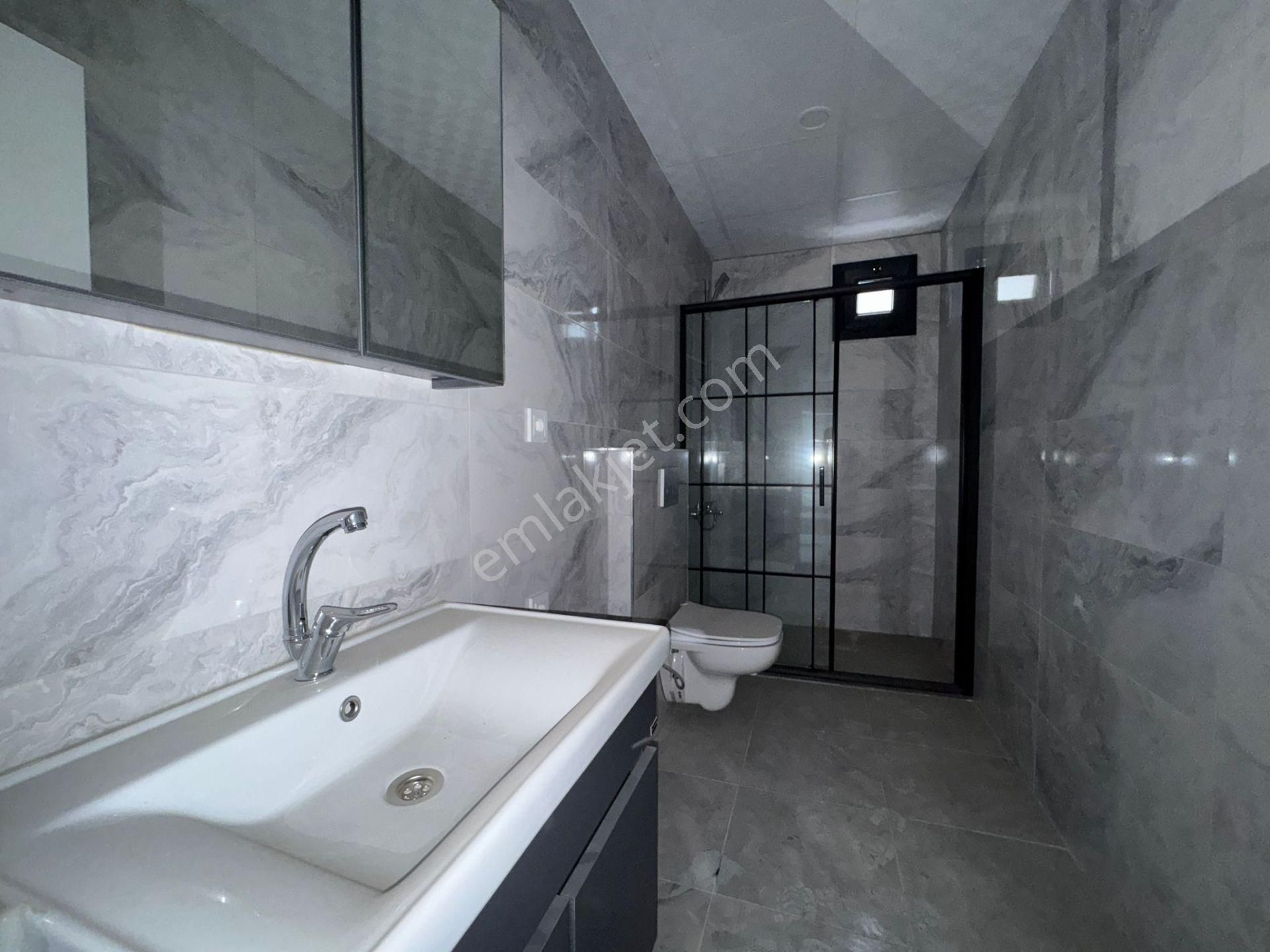 Beylikdüzü Yakuplu Da Satılık 2+1 Arakat Otoparklı Sıfır Daire - Görsel 16