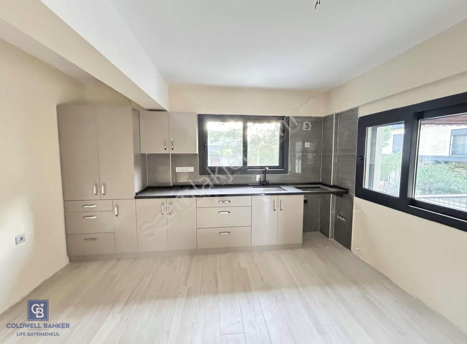 Urla Kalabakta Full Tadilatlı 4+1 Tripleks Satılık Villa - Görsel 8